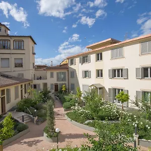 https://cocoplaces-apartments.it-tuscanyhotel.com